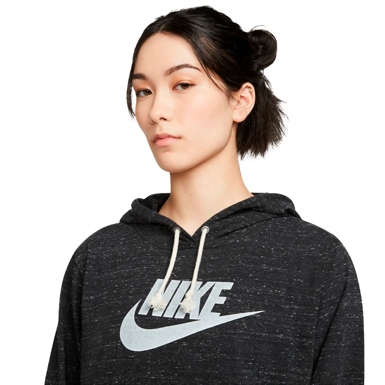 Hanorac Nike DM6388-010, W NSW GYM VNTG GFX EASY PO HD cumpara in Chisinau, Moldova in magazinul 