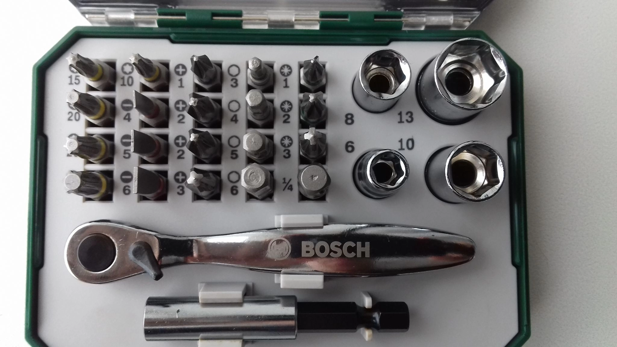 Отвертка с насадками Bosch 2607017322  26 предметов